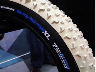 Покрышка VeeTire SNOWSHOE XL 26x4.80 White шипованная