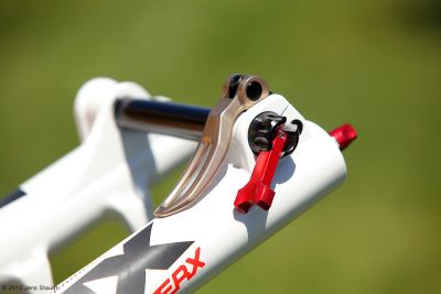Вилка Suntour SF14 RUX DH RC2 200 mm '26