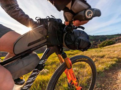 Велосумка на руль TOPEAK FRONTLOADER BIKEPACKING BAG 8L Black/Green TBP-FL2G